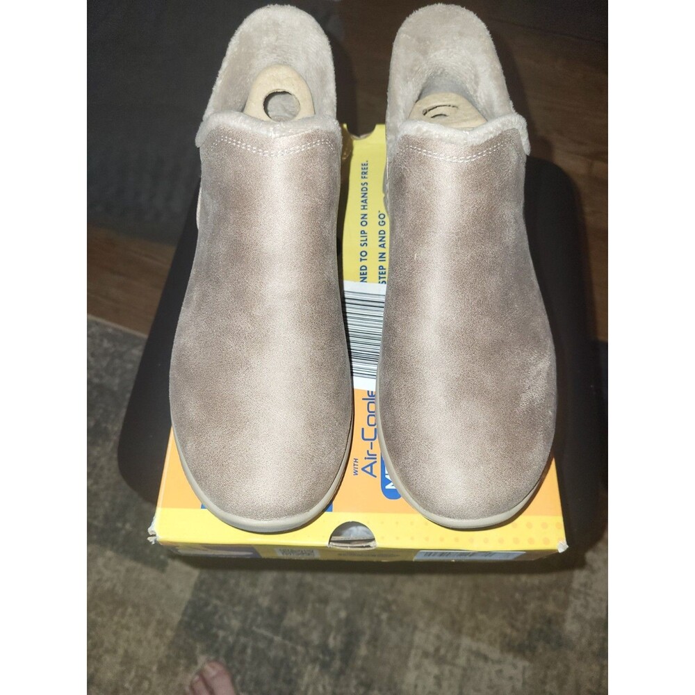 Skechers Slip Ins Womens 8.5 Easy Going Modern Hour Taupe Shoes Fur Lined NIB - Picture 2 of 4